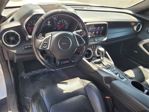 Used 2020 Chevrolet Camaro SS image 9
