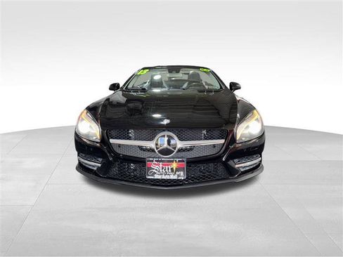 Used 2013 Mercedes-Benz SL 550 w/ Premium Pkg image 2