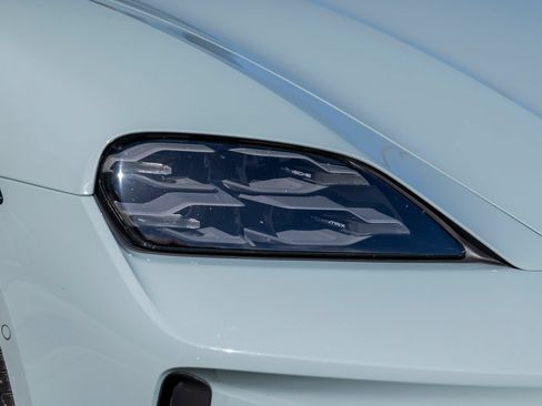Certified 2025 Porsche Taycan RWD image 15