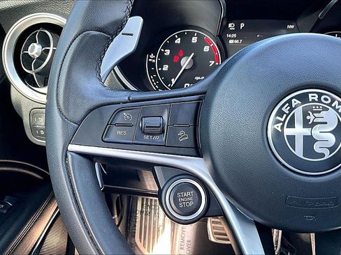 Used 2018 Alfa Romeo Stelvio Sport w/ Quick Order Package 22J Sport image 20