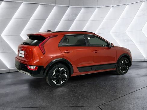 Used 2023 Kia Niro Wind image 4