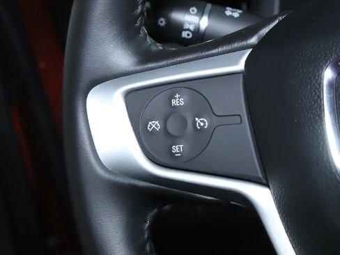 Used 2020 GMC Acadia SLE w/ Driver Convenience Package FWD image 22