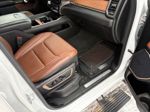 Used 2021 RAM 1500 Limited AWD/4WD image 12