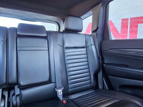 Used 2020 Jeep Grand Cherokee Limited X image 26