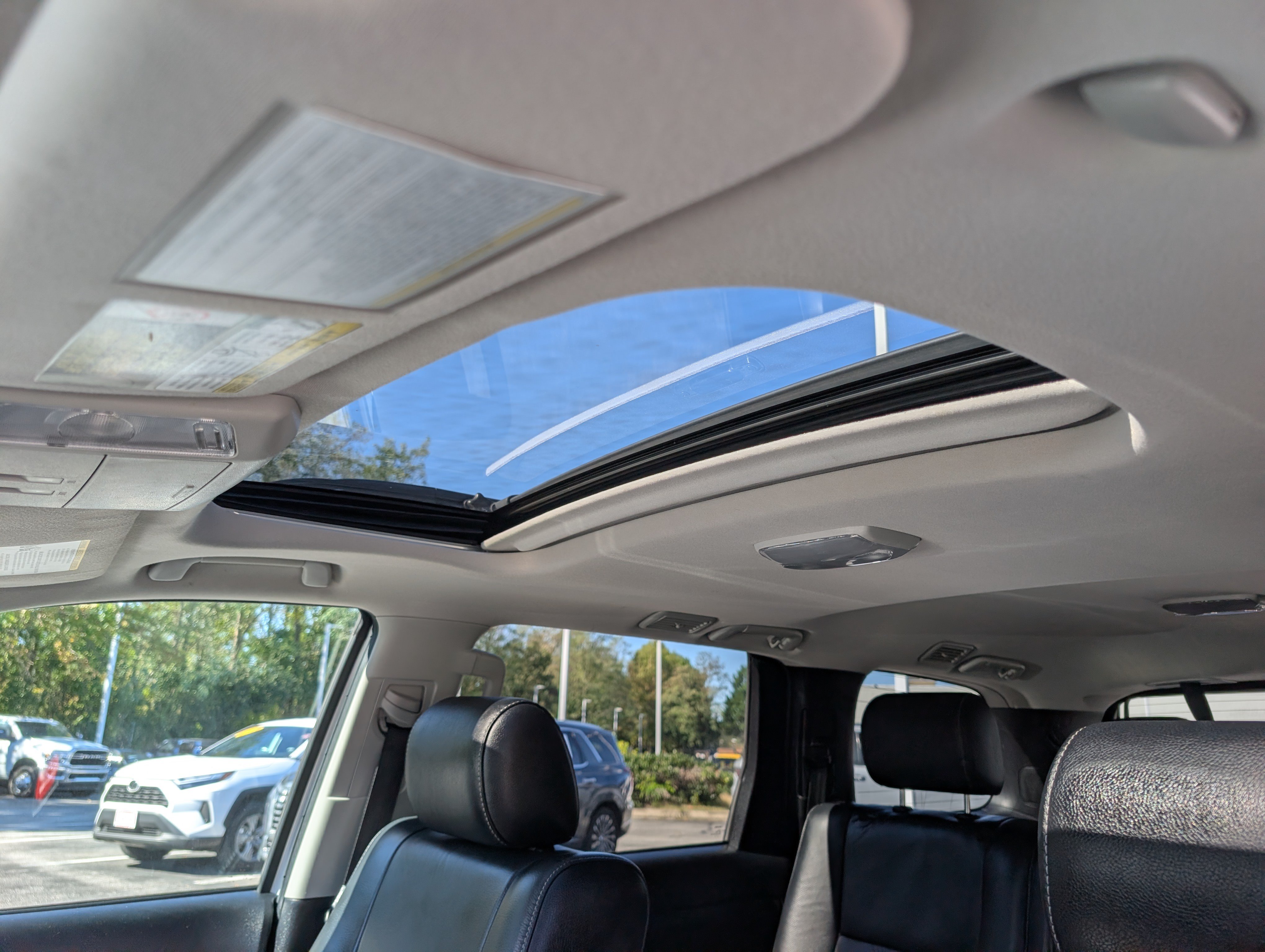 Used 2018 Toyota Sequoia TRD Sport AWD/4WD image 30