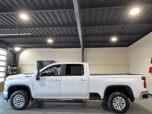 Used 2020 Chevrolet Silverado 2500 LT w/ All Star Edition AWD/4WD image 5
