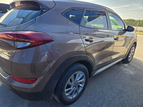 Used 2017 Hyundai Tucson SE Plus FWD image 4