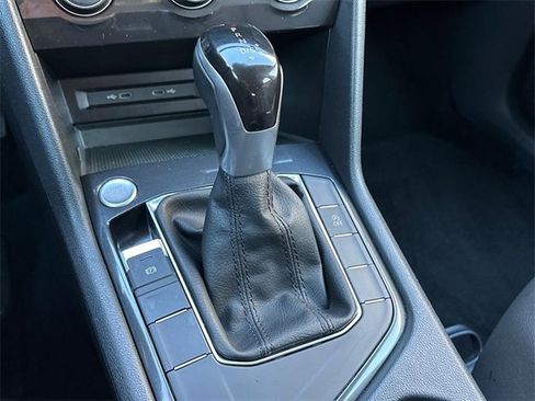 Used 2024 Volkswagen Tiguan Wolfsburg Edition image 26