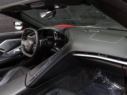 Used 2023 Chevrolet Corvette Stingray Preferred Conv w/ Z51 Performance Package RWD image 57