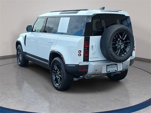 Used 2025 Land Rover Defender 110 S image 8