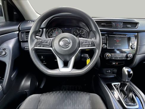 Used 2020 Nissan Rogue S AWD/4WD image 6