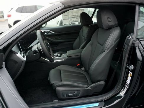 New 2026 BMW 440i xDrive Convertible w/ Premium Package image 9
