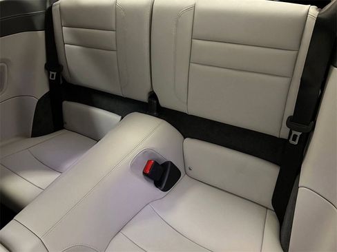 Used 2024 Porsche 911 Carrera image 29