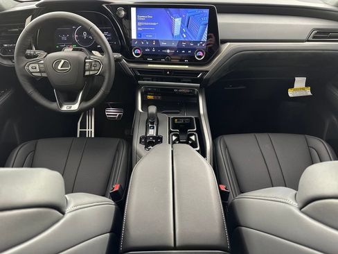 New 2026 Lexus TX 500h AWD image 3