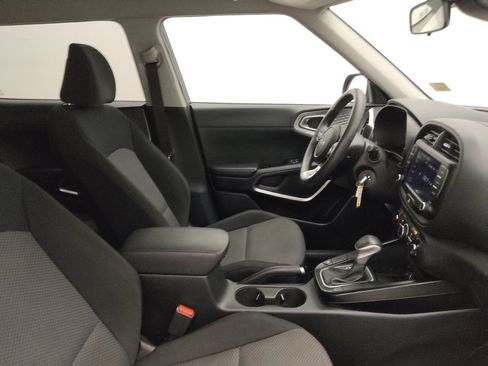 Used 2023 Kia Soul LX FWD image 21