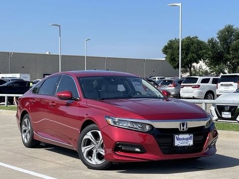 Used 2019 Honda Accord EX image 2