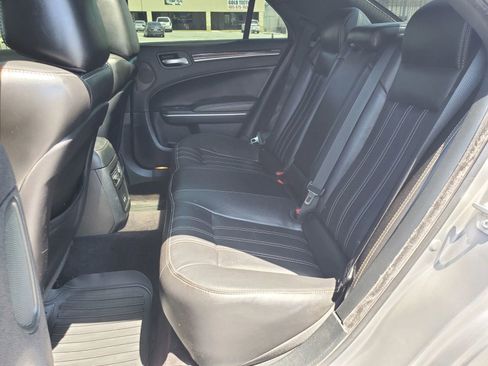 Used 2018 Chrysler 300 S w/ 300S Premium Group image 22