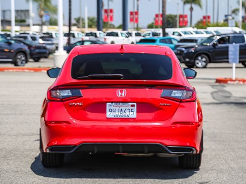 Used 2023 Honda Civic Sport image 7