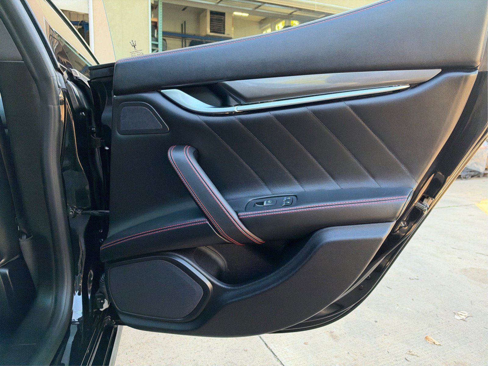 Used 2019 Maserati Ghibli S Q4 AWD/4WD image 32