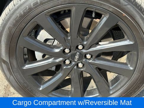 Used 2021 Lincoln Nautilus Reserve w/ Monochromatic Package image 46