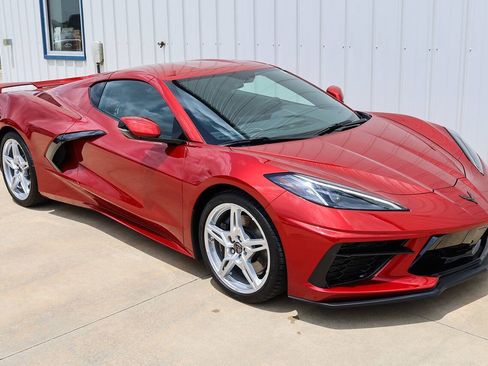 Used 2023 Chevrolet Corvette Stingray Coupe w/ Z51 Performance Package RWD image 7