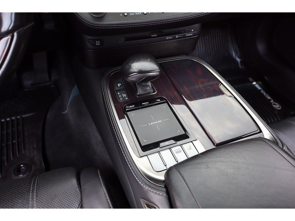 Used 2018 Lexus LS 500 AWD w/ Interior Upgrade Package image 27
