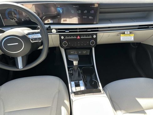 New 2026 Hyundai Tucson SEL image 12