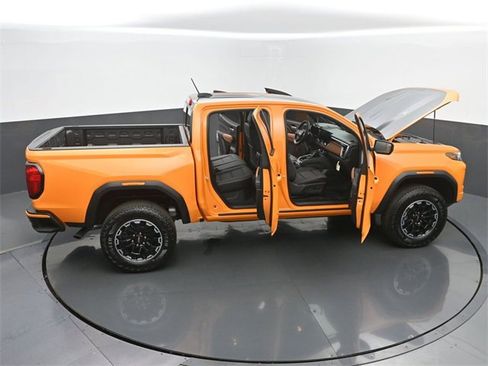 New 2026 GMC Canyon AT4 w/ AT4 Premium Package image 65