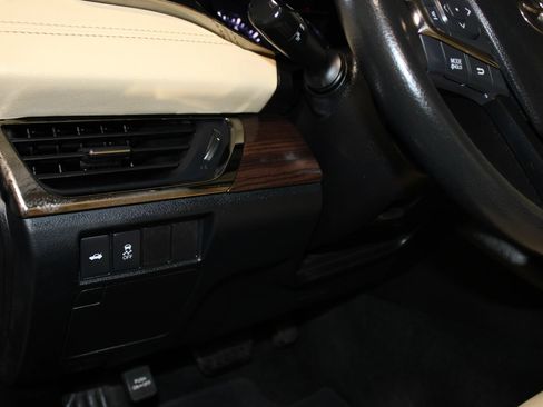 Used 2013 Toyota Avalon XLE Premium FWD image 24