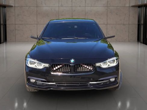 Used 2018 BMW 330i xDrive Sedan AWD/4WD image 8