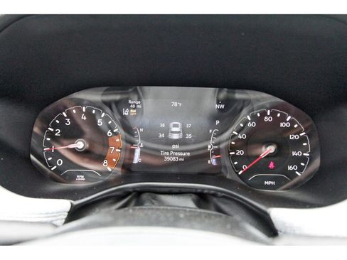 Used 2024 Jeep Compass Latitude AWD/4WD image 17