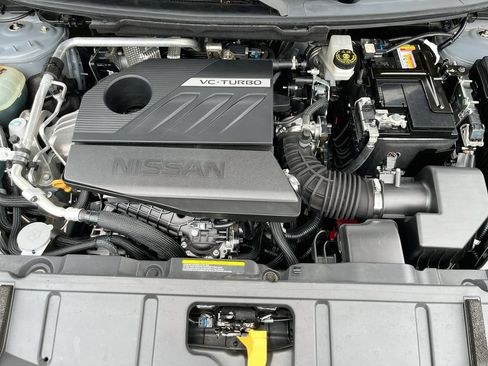 Used 2023 Nissan Rogue Platinum w/ Platinum Premium Package FWD image 10