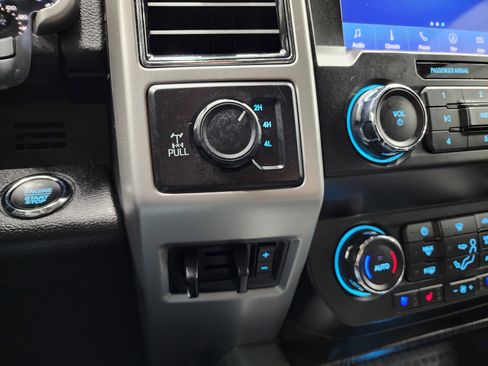 Used 2021 Ford F350 Lariat image 55