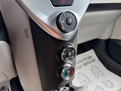 Used 2012 Scion iQ w/ Rear Speaker Pkg FWD image 20