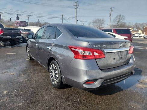 Used 2019 Nissan Sentra S image 12