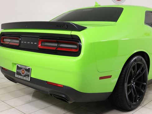 Used 2023 Dodge Challenger SRT Hellcat w/ Driver Convenience Group RWD image 39