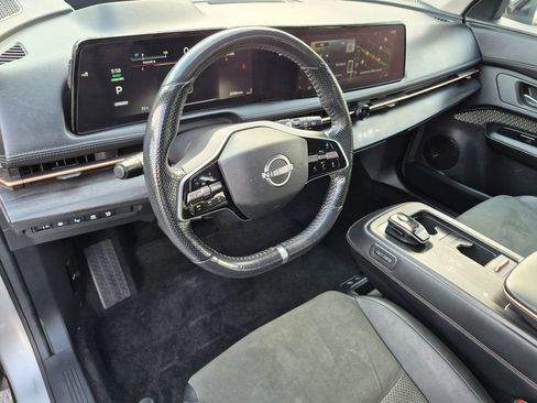 Used 2023 Nissan Ariya FWD image 10