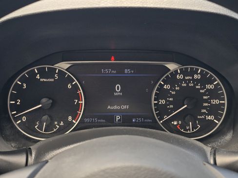 Used 2022 Nissan Altima 2.5 SV FWD image 17
