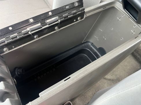 Used 2005 Dodge Dakota SLT image 15