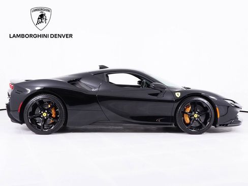 Used 2023 Ferrari SF90 Stradale image 9