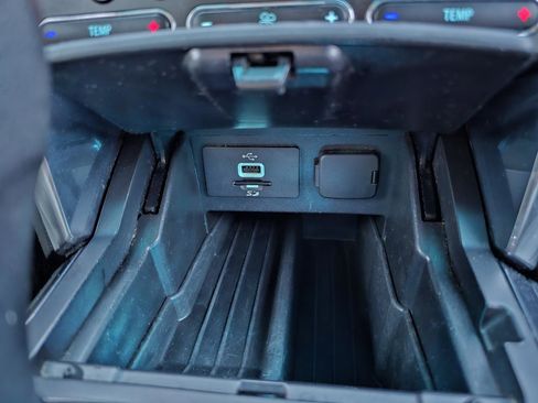 Used 2016 Ford Explorer Limited image 63