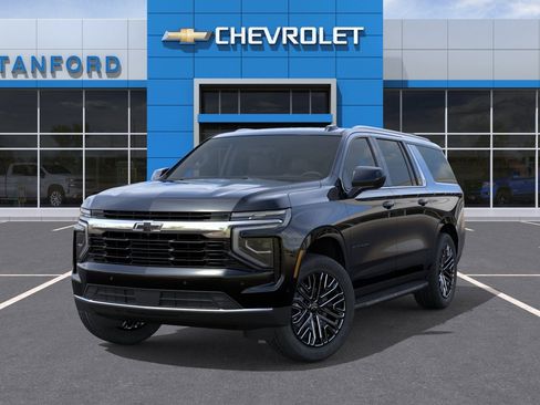 New 2026 Chevrolet Suburban LS w/ LPO, Dark Essentials Package AWD/4WD image 6