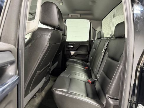 Used 2018 Chevrolet Silverado 1500 LT w/ Redline Edition AWD/4WD image 18