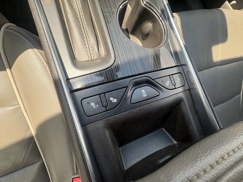 Used 2017 Chevrolet Impala Premier FWD image 15