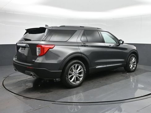 Used 2020 Ford Explorer Limited AWD/4WD image 7