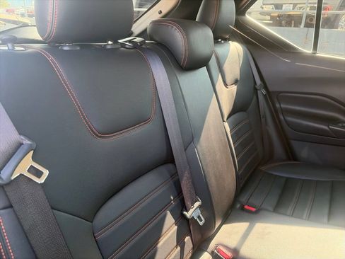 Used 2019 Nissan Kicks SR w/ SR Premium Package FWD image 16