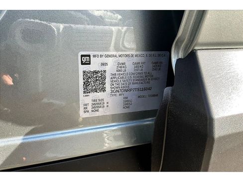 New 2026 Chevrolet Equinox EV LT image 8