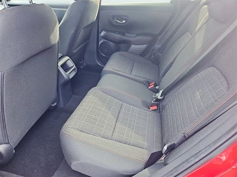 Certified 2025 Honda HR-V Sport image 28