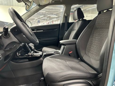 New 2026 Kia Seltos S image 9