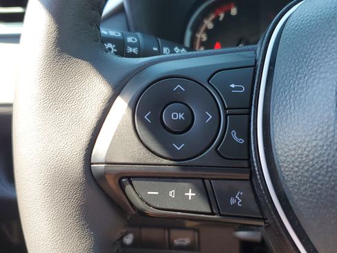 Used 2025 Toyota RAV4 XLE Premium w/ Weather Package AWD/4WD image 20